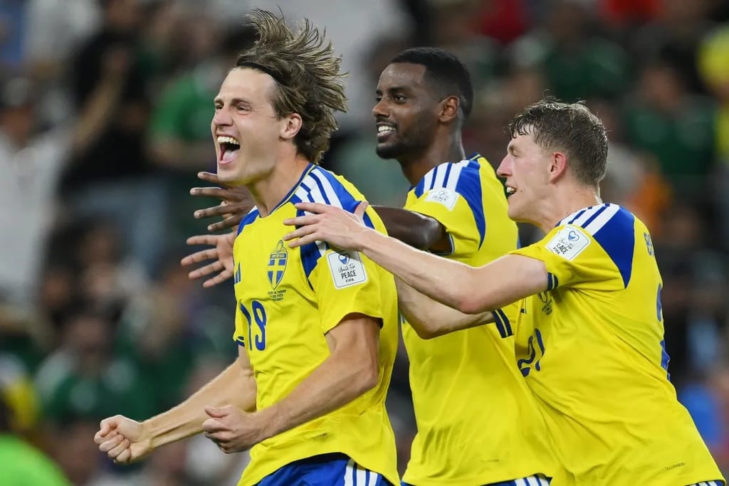 世界杯第四日速递：波特执教的瑞典5-1拿下小组首位；德国7-1大胜并引发VAR手势调查
