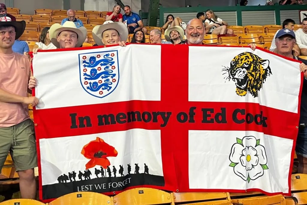 球迷纪念旗因“士兵剪影”被禁 英国退伍军人呼吁FIFA撤销决定