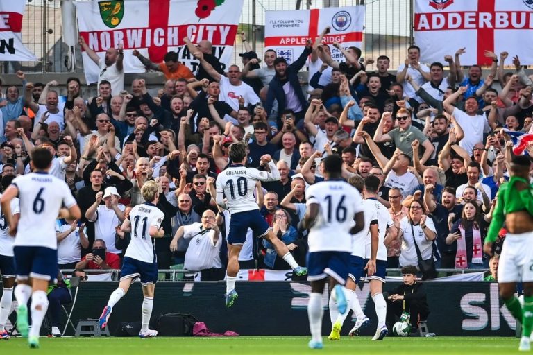 Fifa推出每场约£45“支持者入场票”以应对票价争议