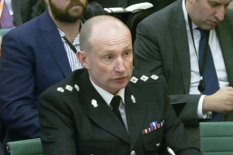 警官称已丢弃促成马卡比球迷禁令的唯一原始笔记