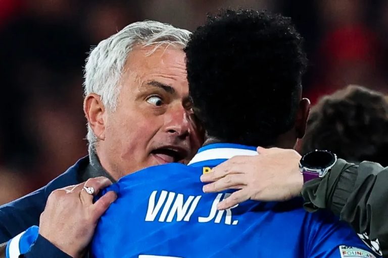 穆里尼奥：本菲卡不是种族主义，俱乐部历史最佳球员是黑人