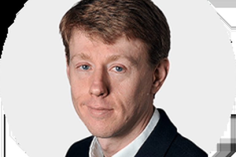 瓜迪奥拉十年荣光与英超罕见均衡赛季：周末十点观察