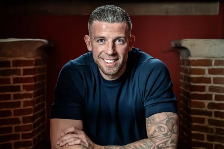 奥尔德韦雷尔德：这支热刺该在中游，不该为保级拼命