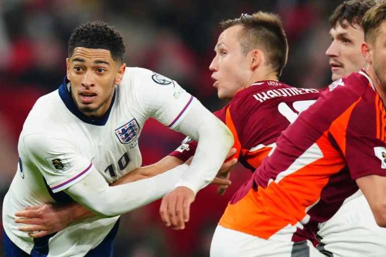 FIFA将在世界杯严格整治角球/任意球前“摔跤式”搅局，英格兰被点名